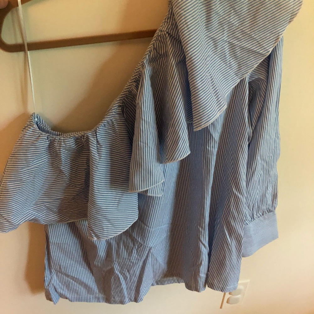 One shoulder blouse